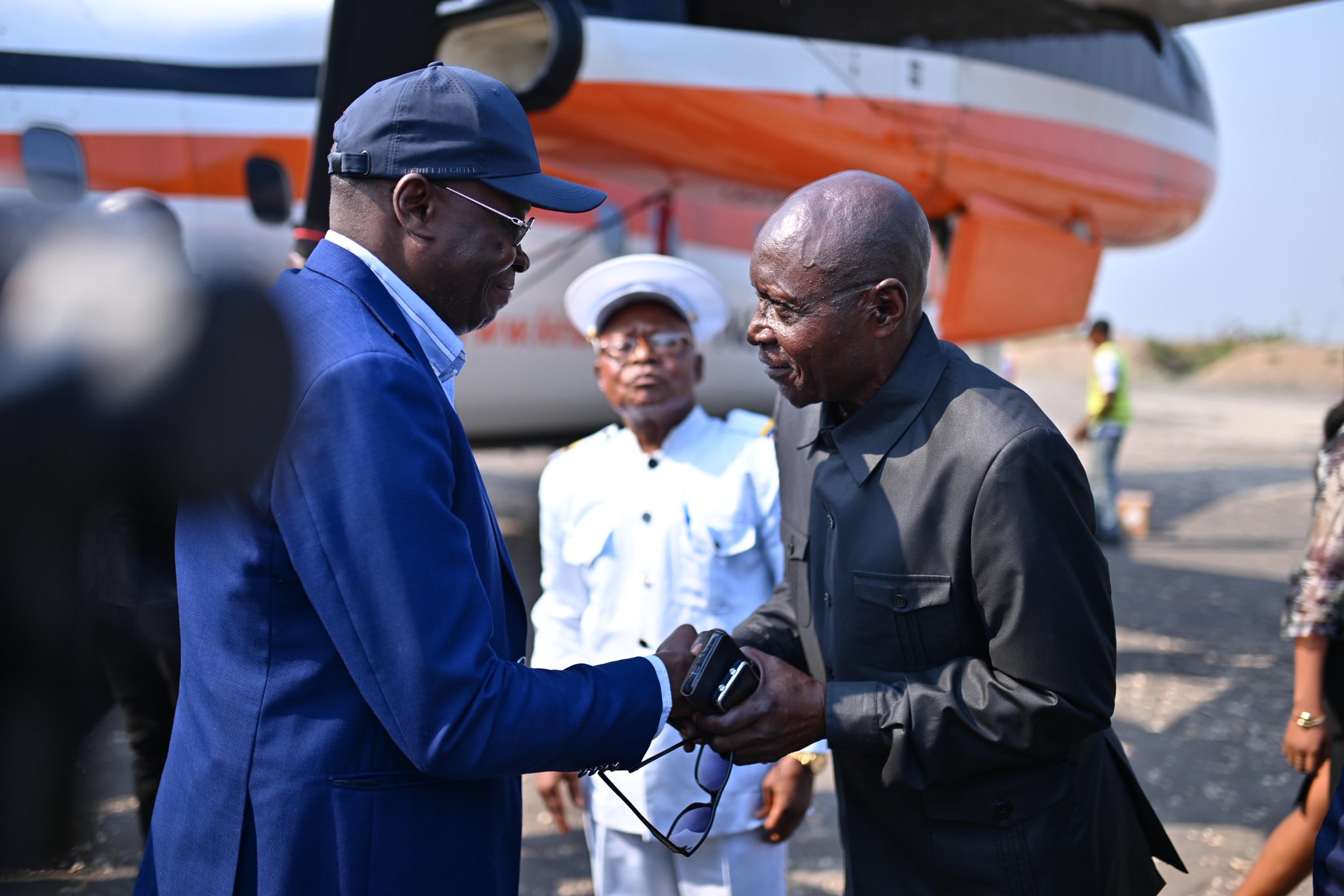 RDC : Mukoko Samba en mission à Lodja pour accélérer le désenclavement ...